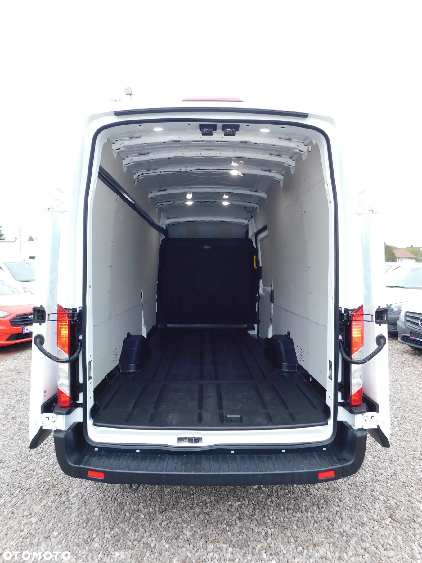 Ford TRANSIT - 3