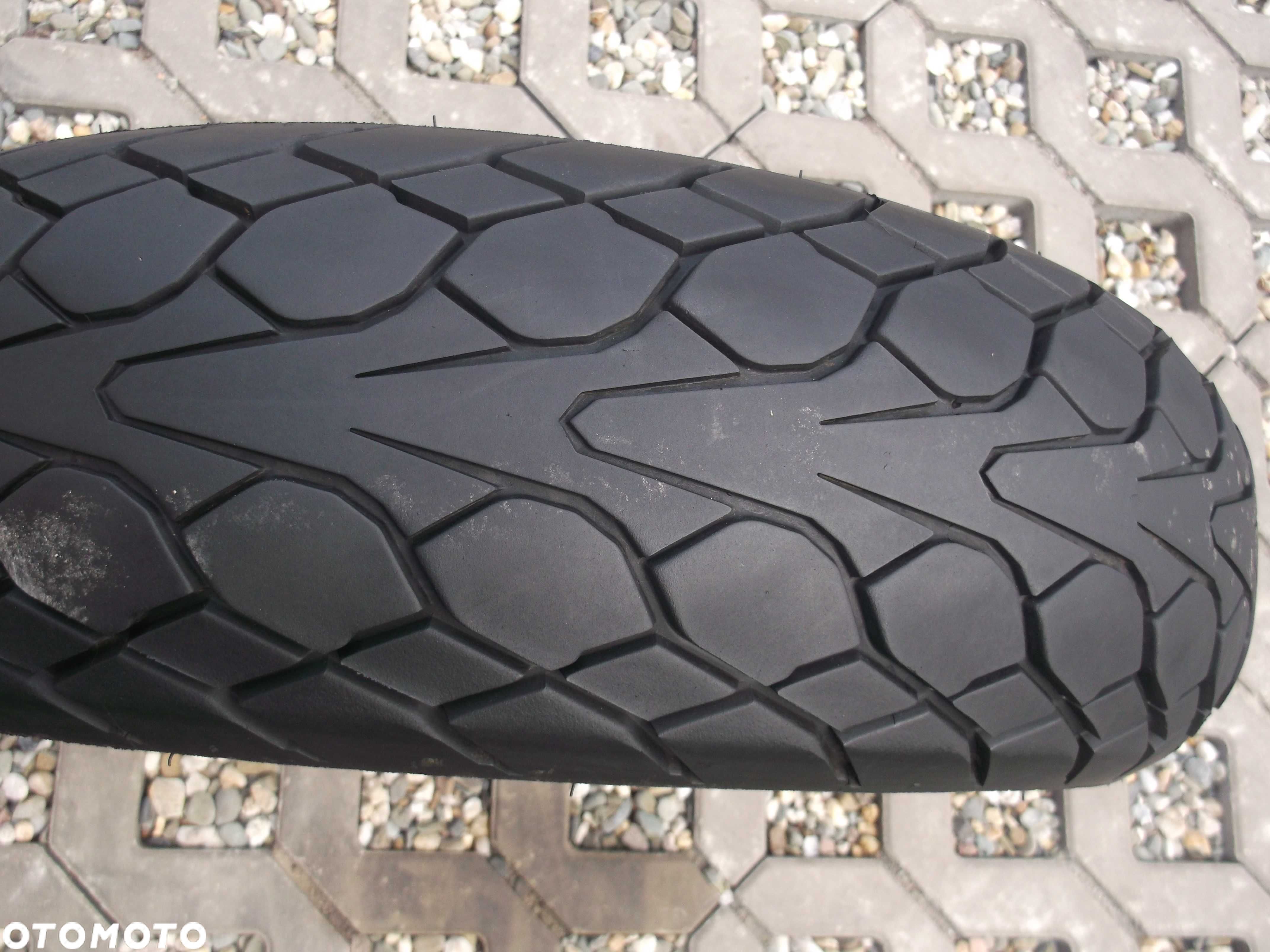 opona 170/60ZR17 Dunlop Mutant dot0122 2,9mm - 1