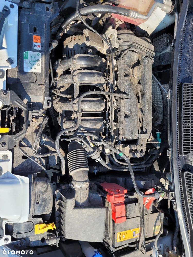 Ford Fiesta 1.25 Ambiente - 16