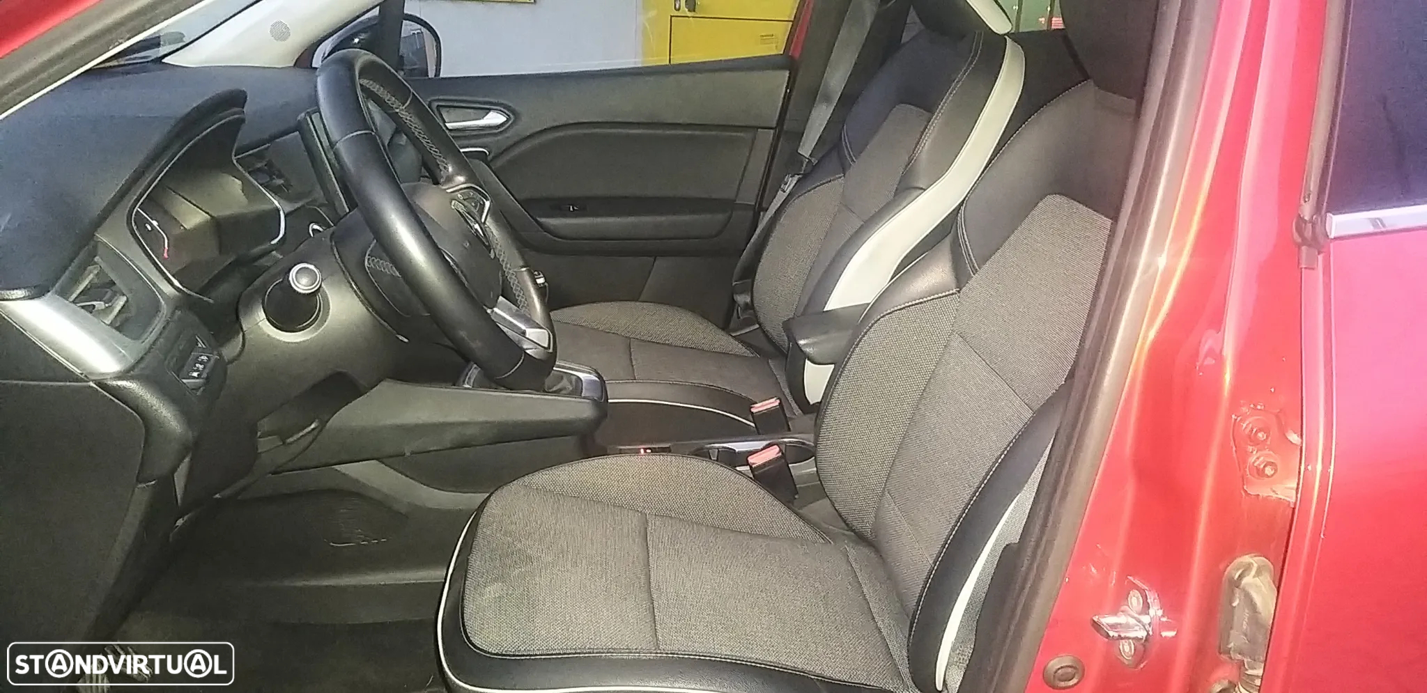 Renault Captur 1.5 dCi Exclusive - 8