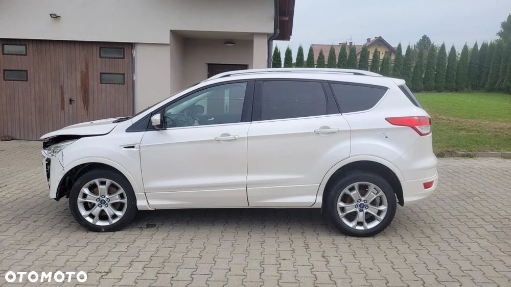 Ford Kuga 2.0 TDCi 2x4 ST-Line - 6