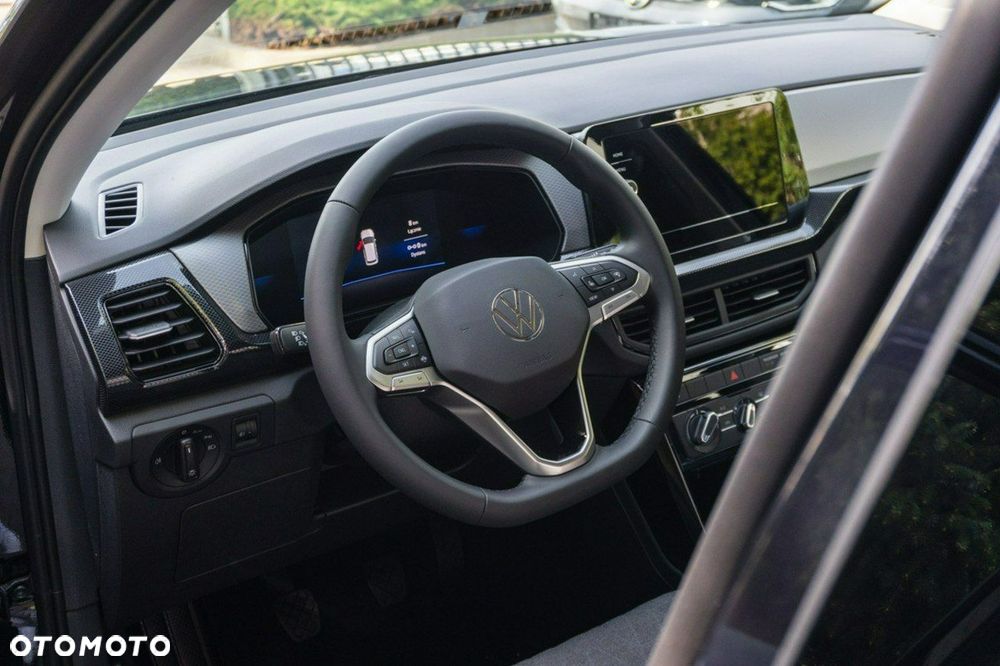 Volkswagen T-Cross - 12