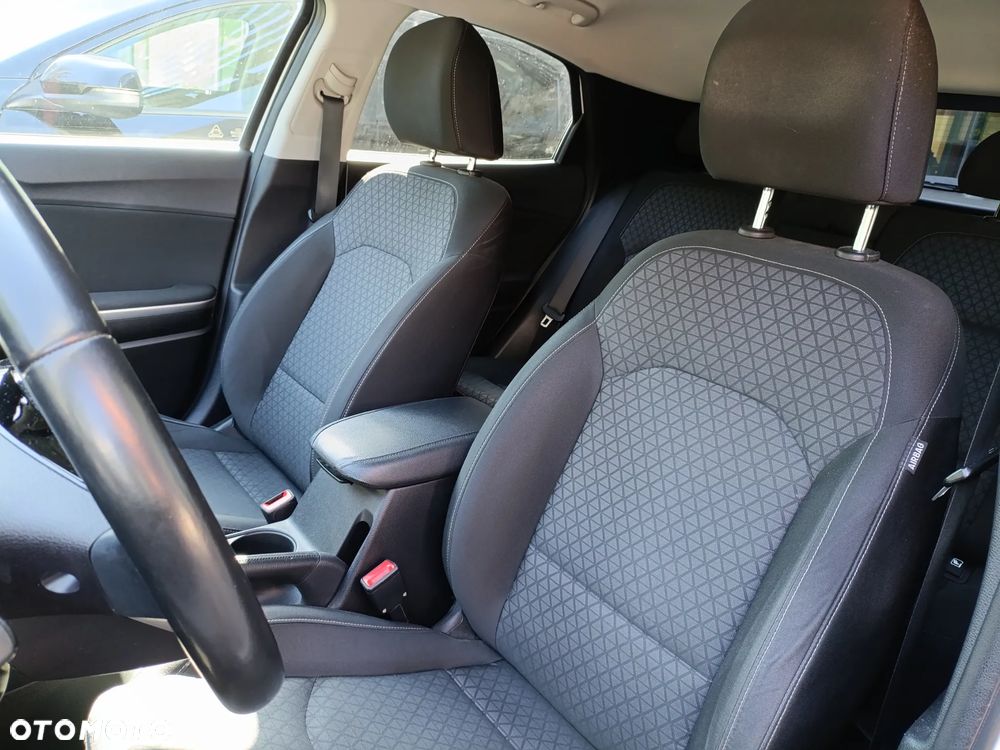 Kia XCeed 1.5 T-GDI M - 12