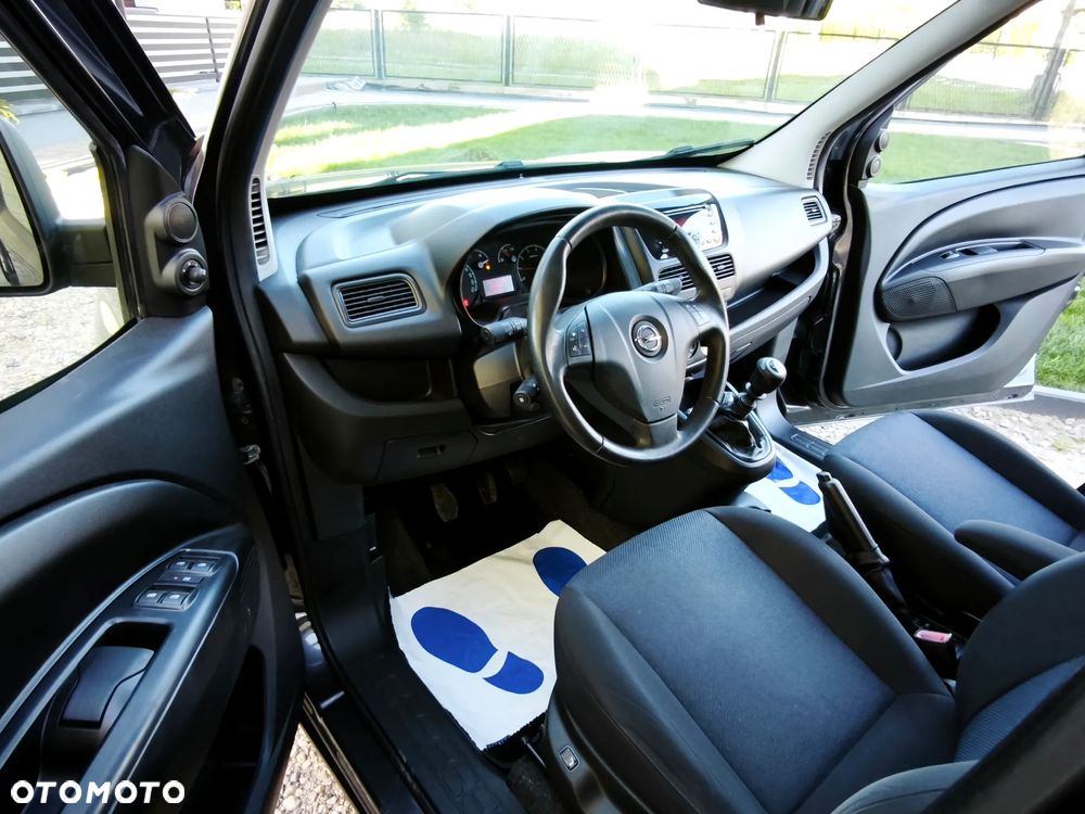 Opel Combo 1.6 CDTI Enjoy - 16