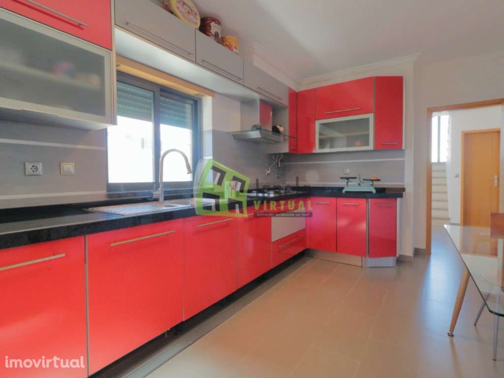 Moradia T3 com Garagem - Choilo, Azeitão - Grande imagem: 2/30