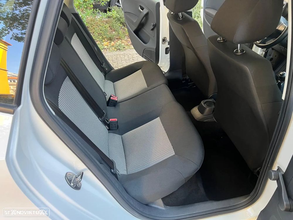 VW Polo 1.2 TDi Confortline - 13