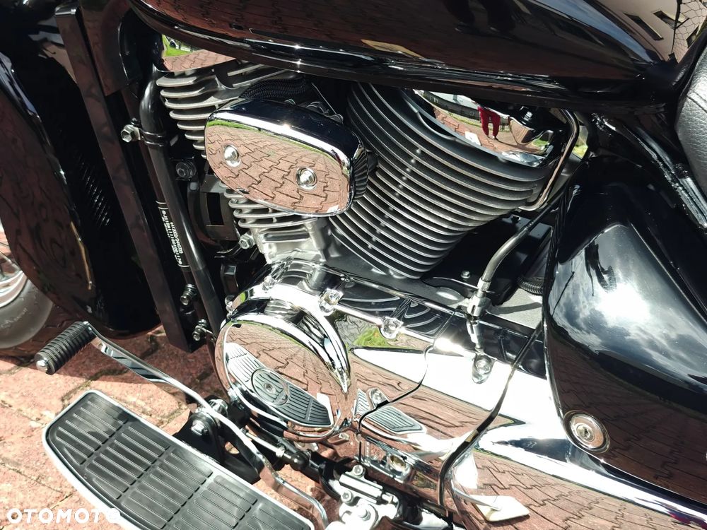 Suzuki Intruder - 20
