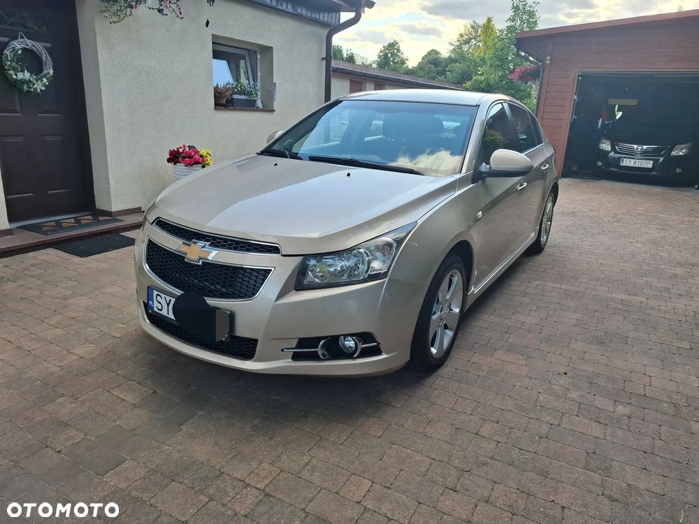 Chevrolet Cruze 1.6 LS - 1