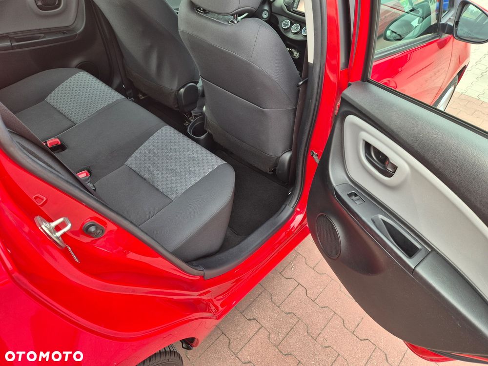 Toyota Yaris - 17