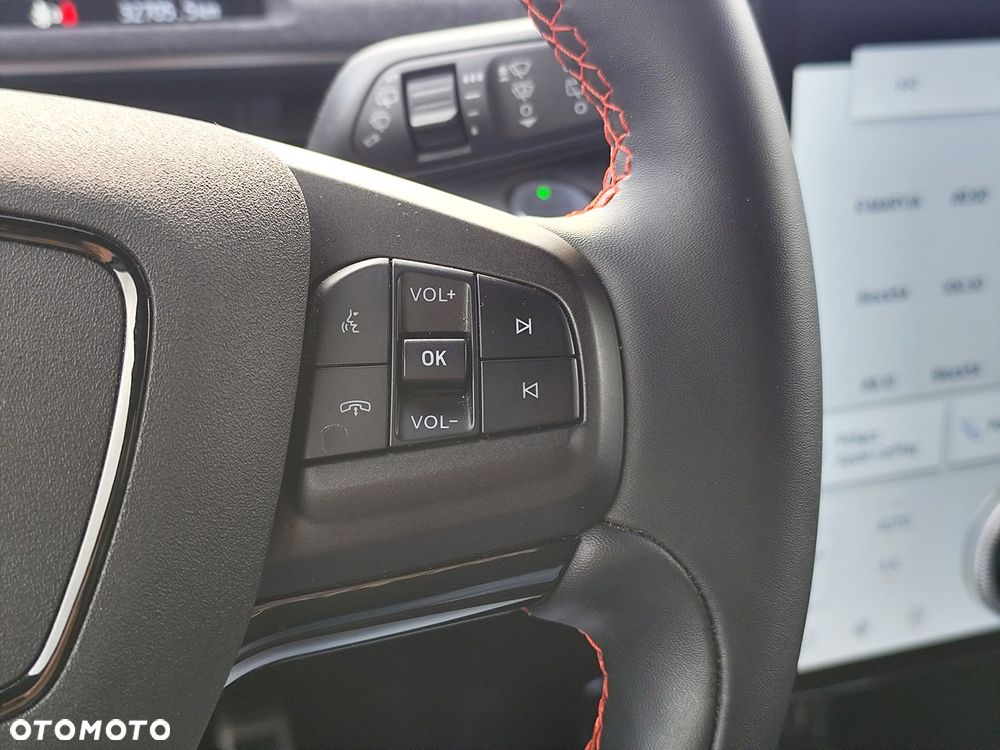 Ford Mustang Mach-E AWD PREMIUM - 18