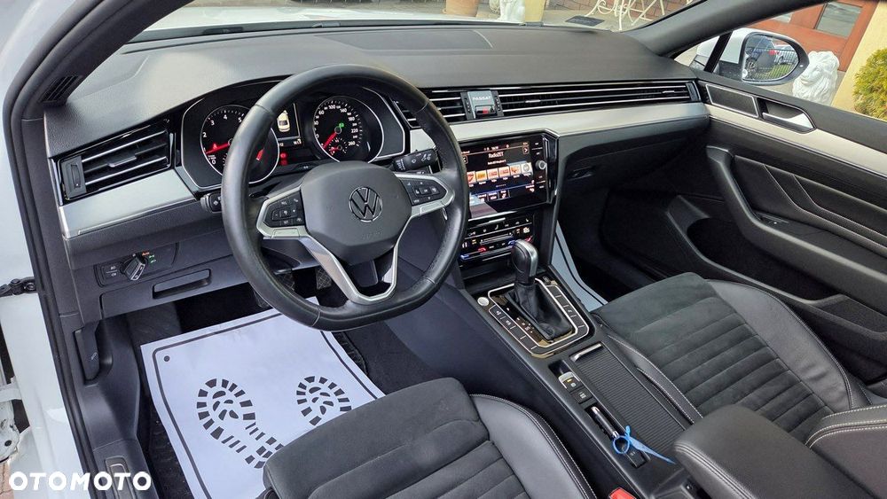 Volkswagen Passat 2.0 TSI Elegance DSG - 36