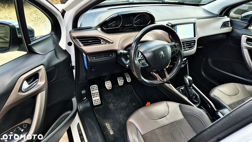 Peugeot 2008 1.6 VTi Allure - 28