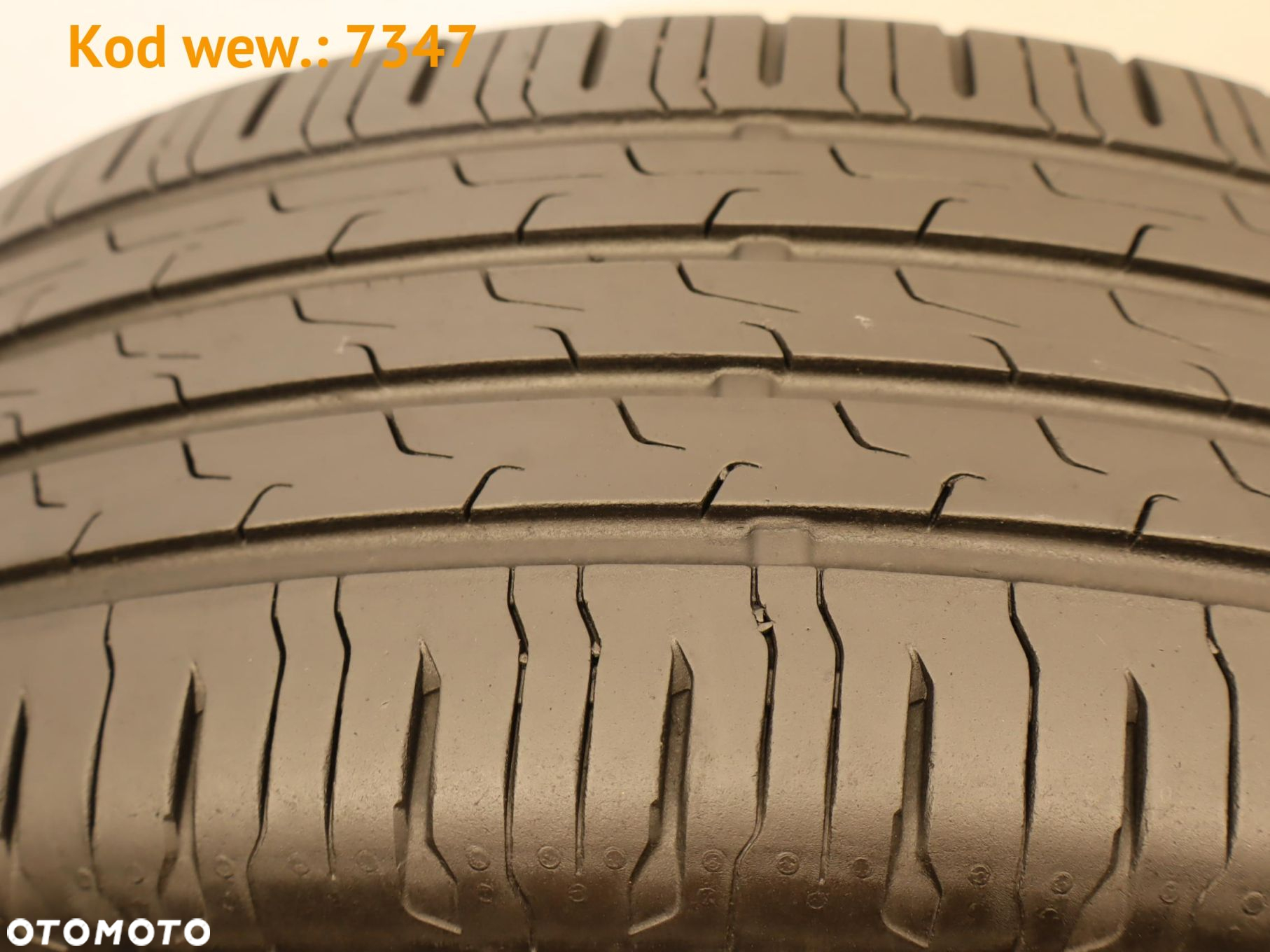 Continental Eco Contact 6 - 215/60 R16 - 8