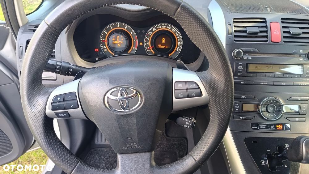 Toyota Auris 1.6 MultiMode Executive - 25