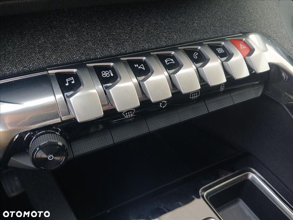 Peugeot 5008 1.5 BlueHDi Allure S&S - 15