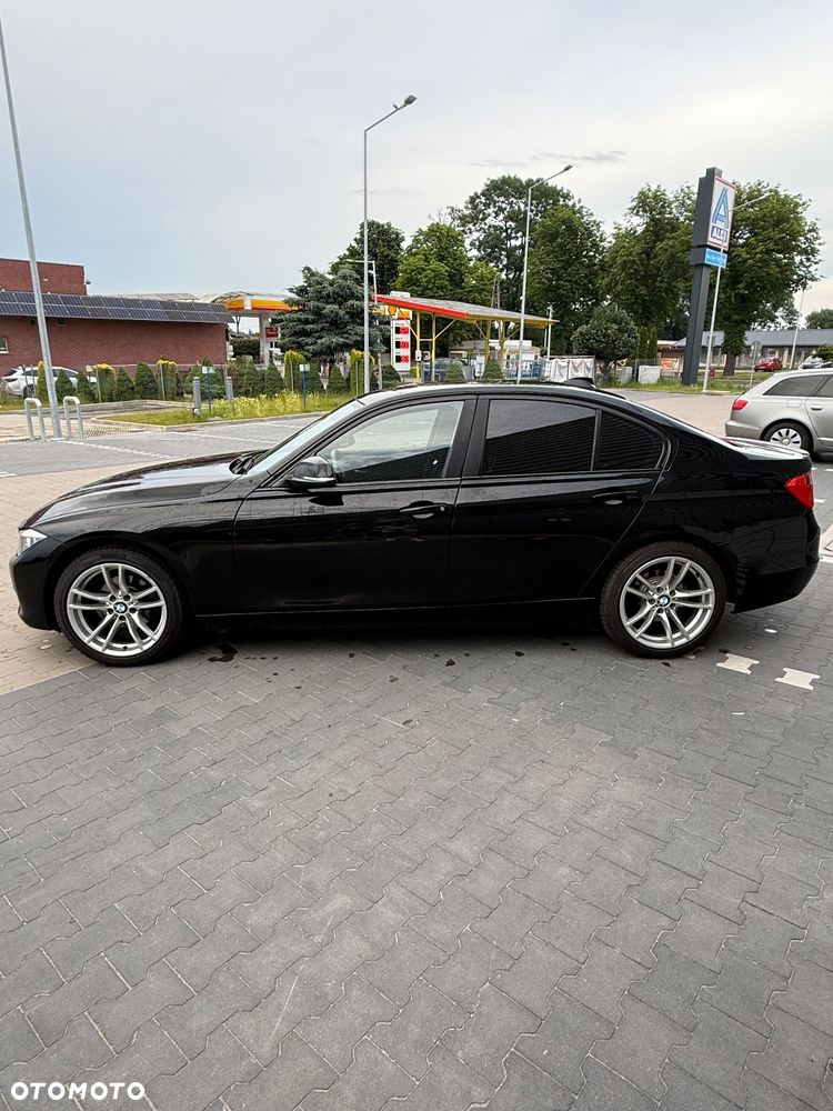 BMW Seria 3 320d - 3