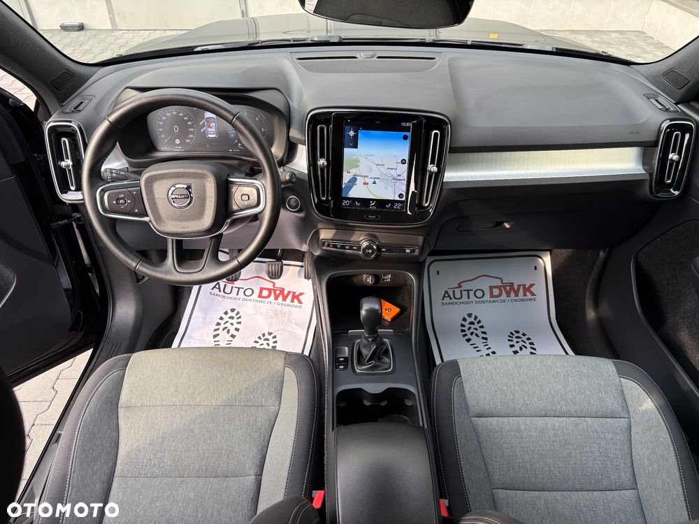 Volvo XC 40 - 30