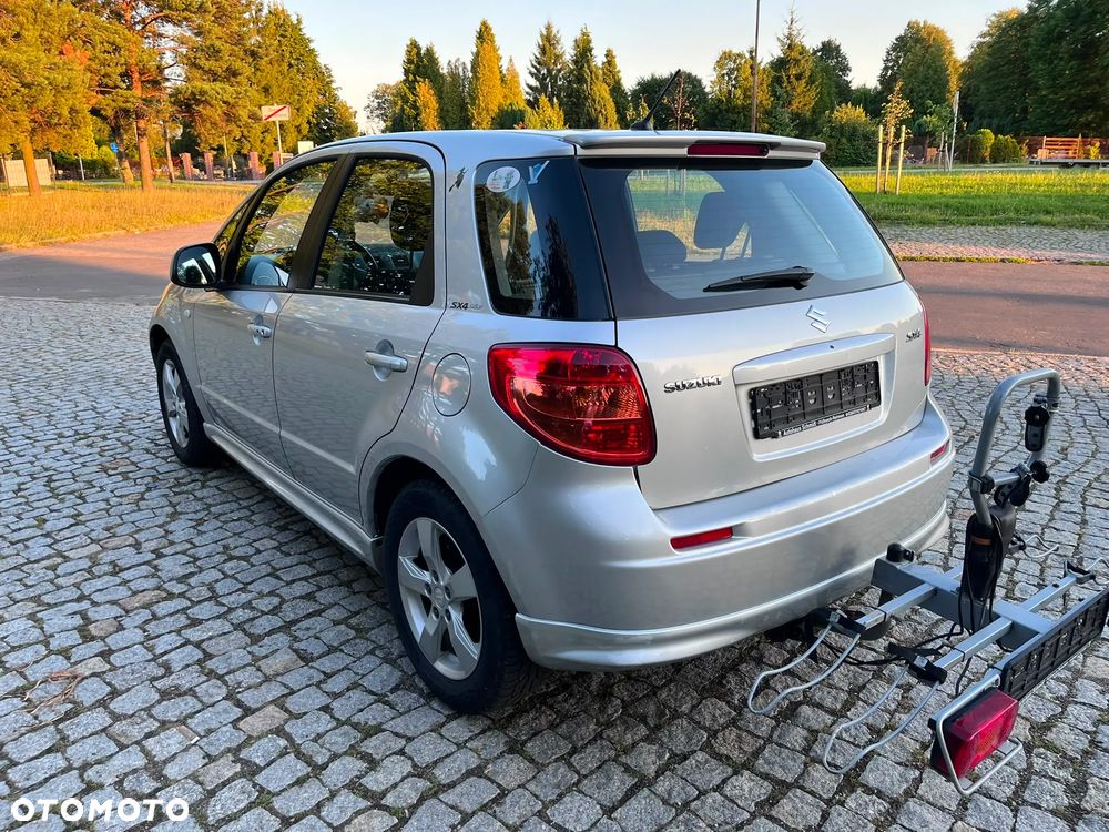 Suzuki SX4 1.6 VVT 4x2 Club - 4