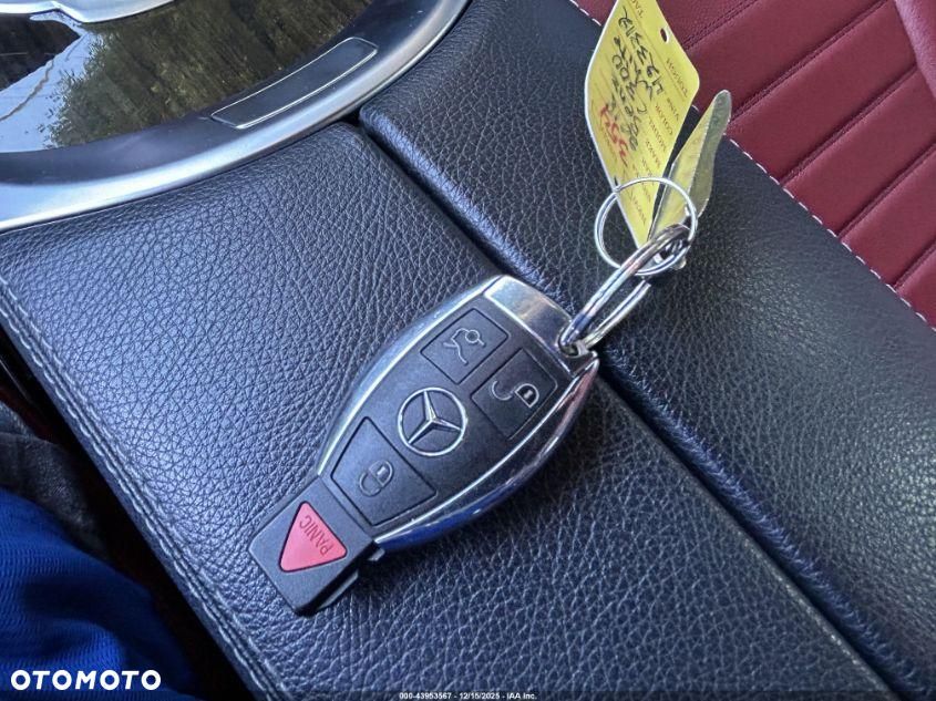 Mercedes-Benz Klasa C 300 9G-TRONIC AMG Line - 9