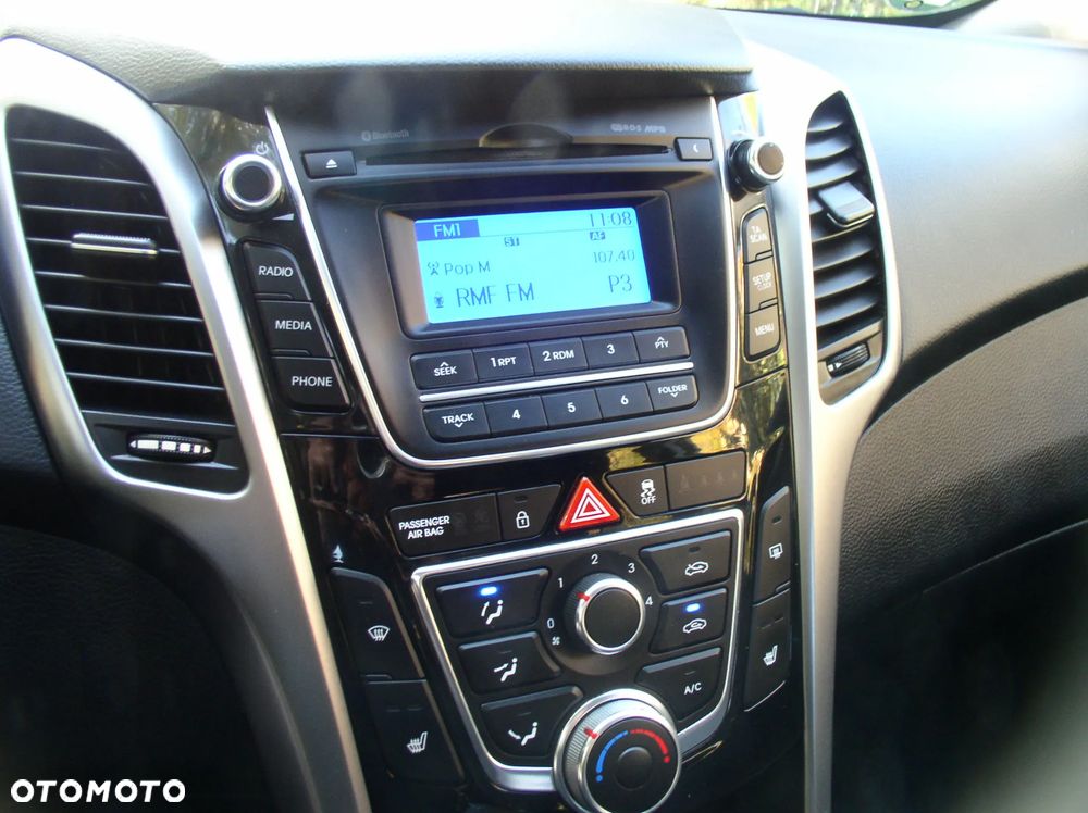 Hyundai i30 1.4 Fifa World Cup Edition - 24