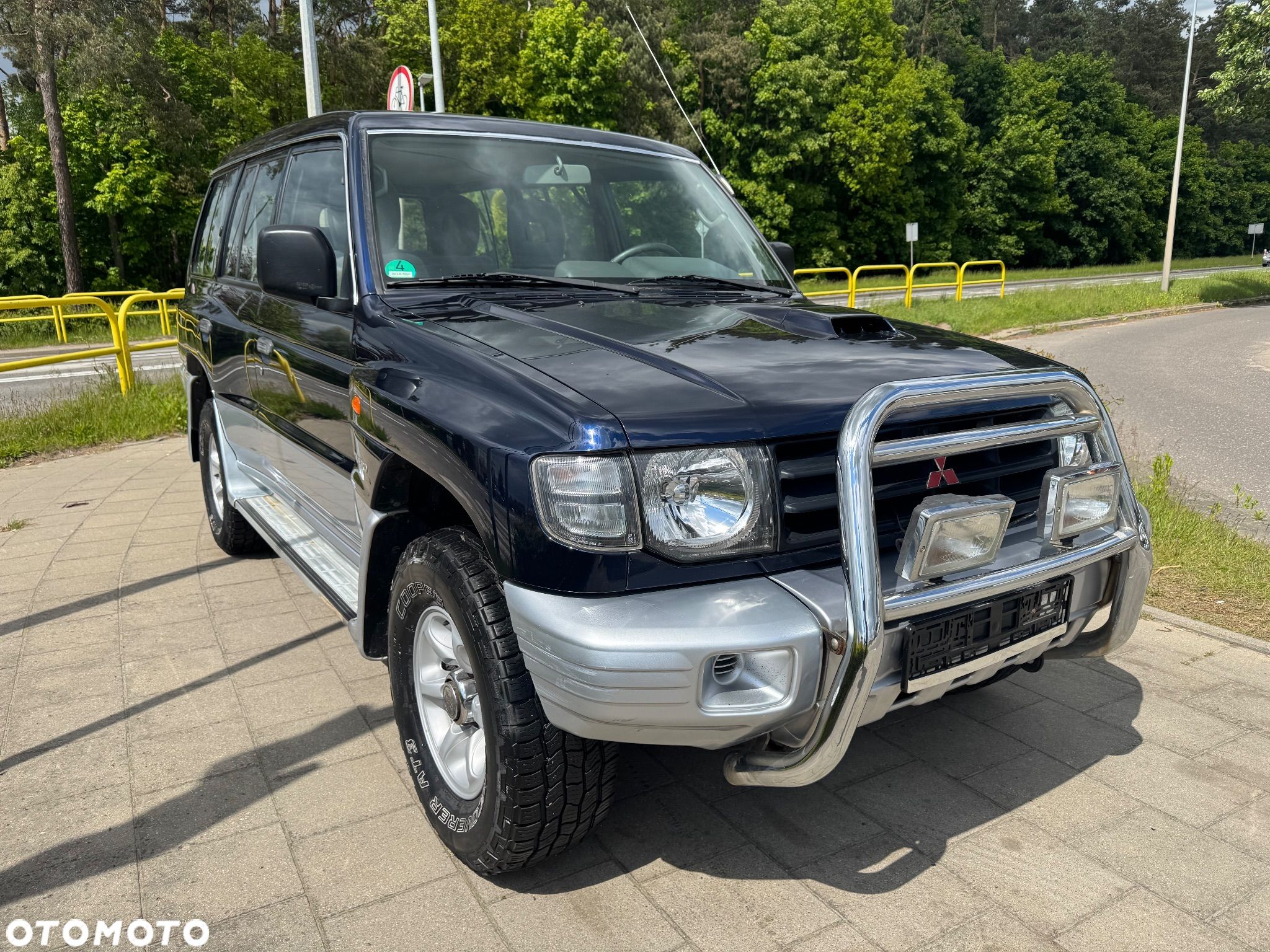 Mitsubishi Pajero 2.5 TD Classic - 1