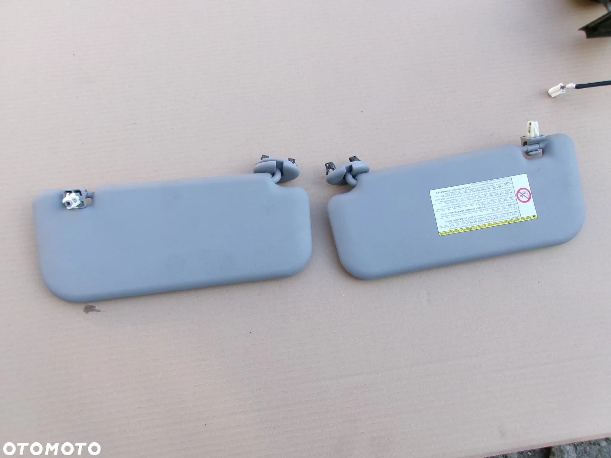 OSŁONA PRZECIWSŁONECZNA TOYOTA AURIS I 07-13 - 2