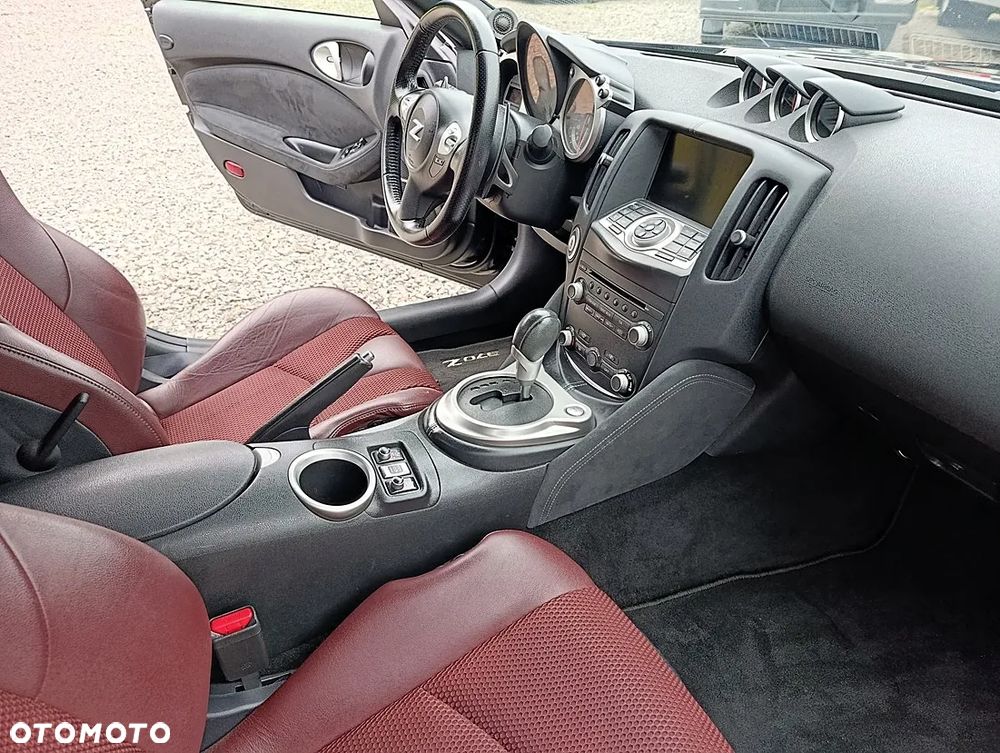 Nissan 370 Z 3.7 V6 Platinum - 10