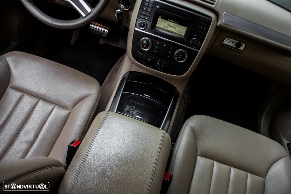 Mercedes-Benz R 280 CDi Longo - 33