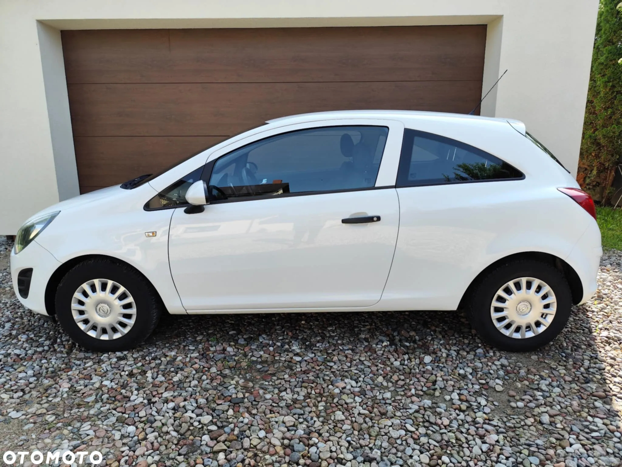 Opel Corsa 1.2 16V Enjoy - 8