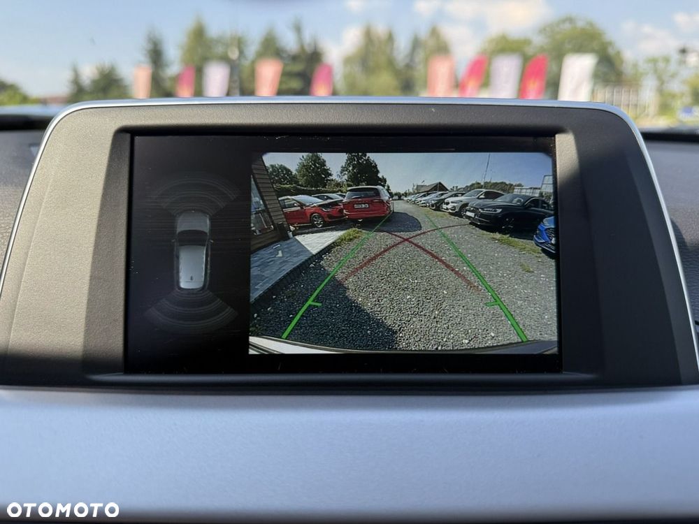 BMW X1 sDrive18i GPF xLine - 23