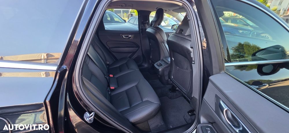 Volvo XC 60 B4 D Core - 16