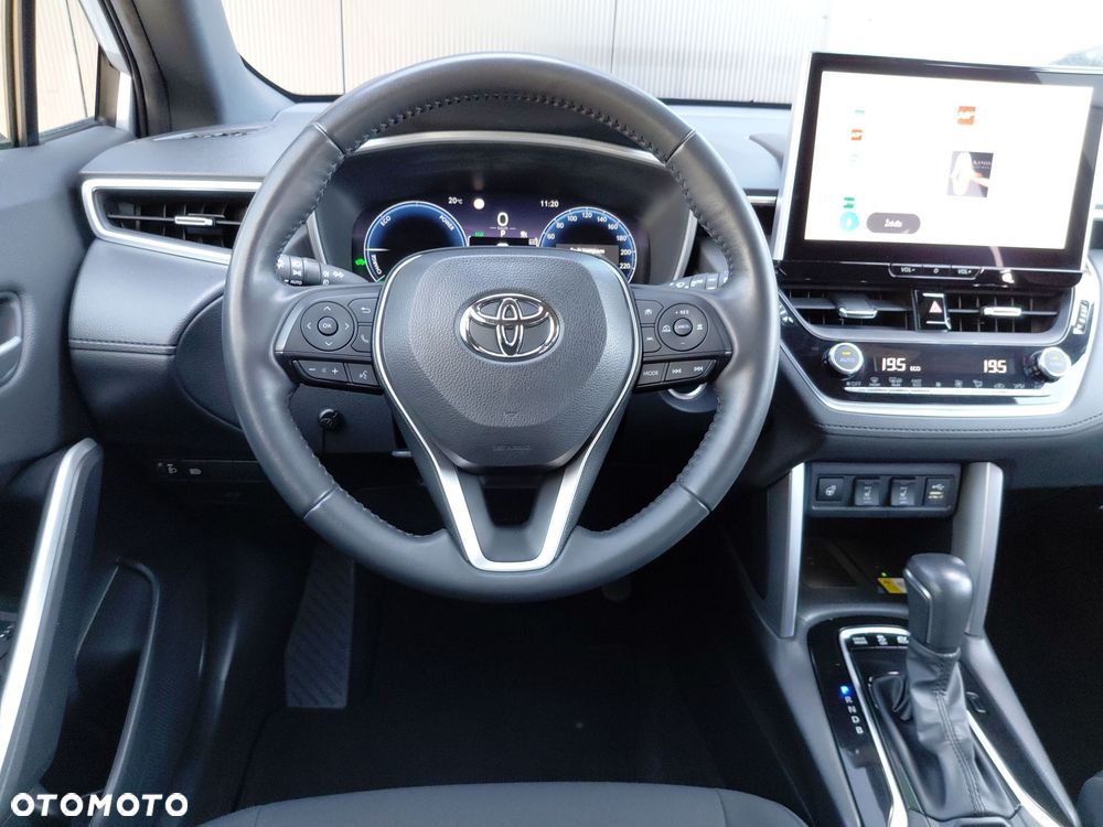 Toyota Corolla Cross 2.0 Hybrid Style - 12
