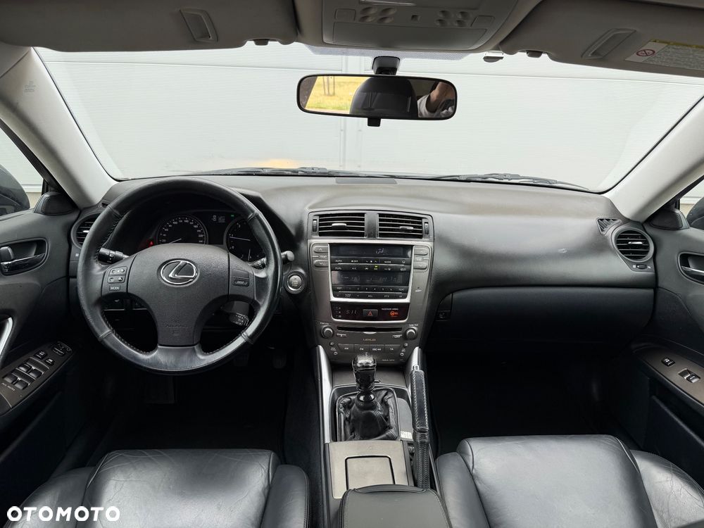 Lexus IS 220 D Comfort - 5
