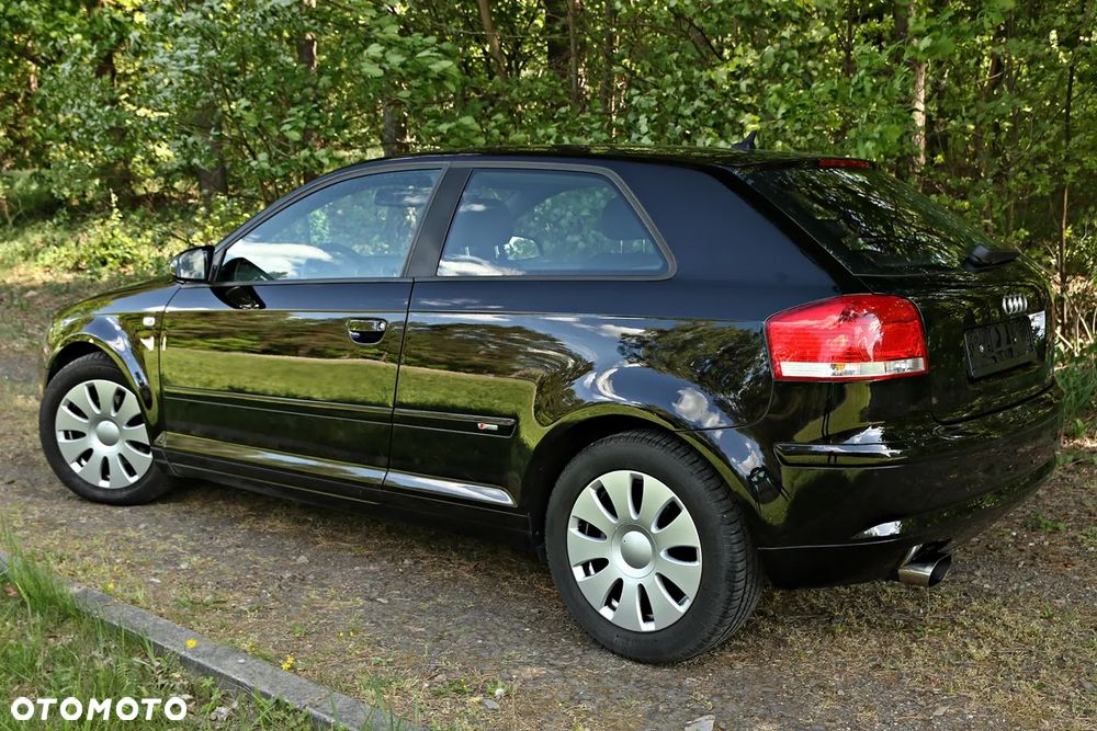 Audi A3 3-drzwiowe 1.6 S Line Sportpaket plus - 26
