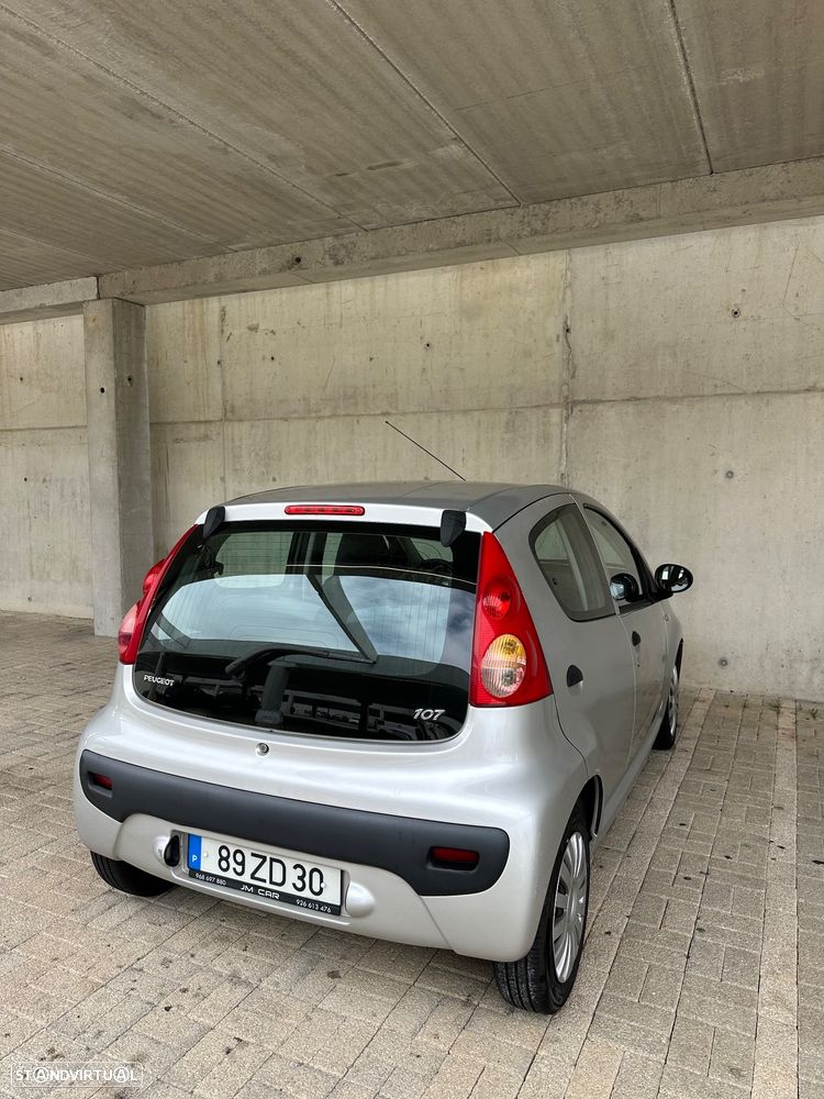 Peugeot 107 1.0 Active - 2