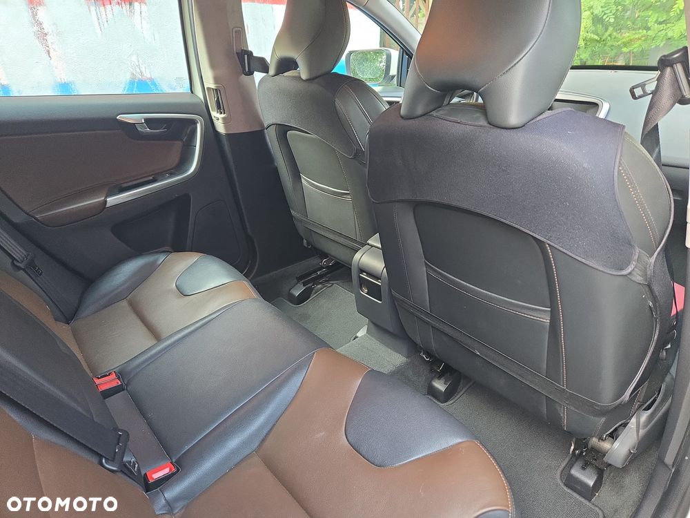 Volvo XC 60 T5 AWD Geartronic Momentum - 15