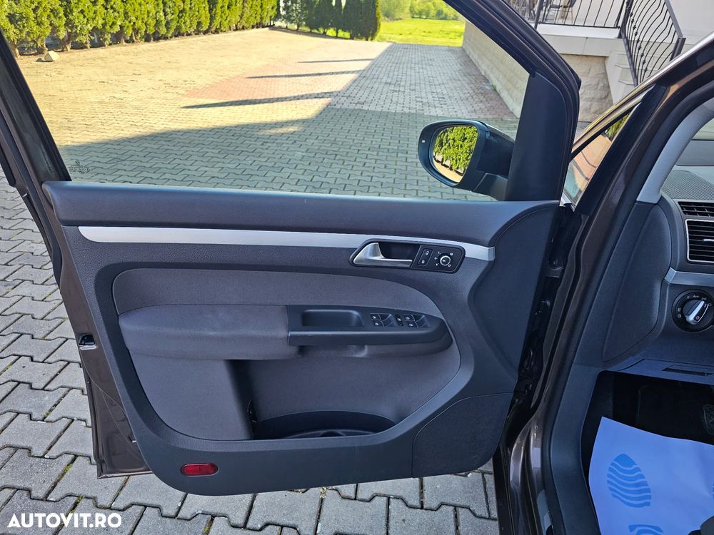 Volkswagen Touran 1.4 TSI DSG STYLE - 27