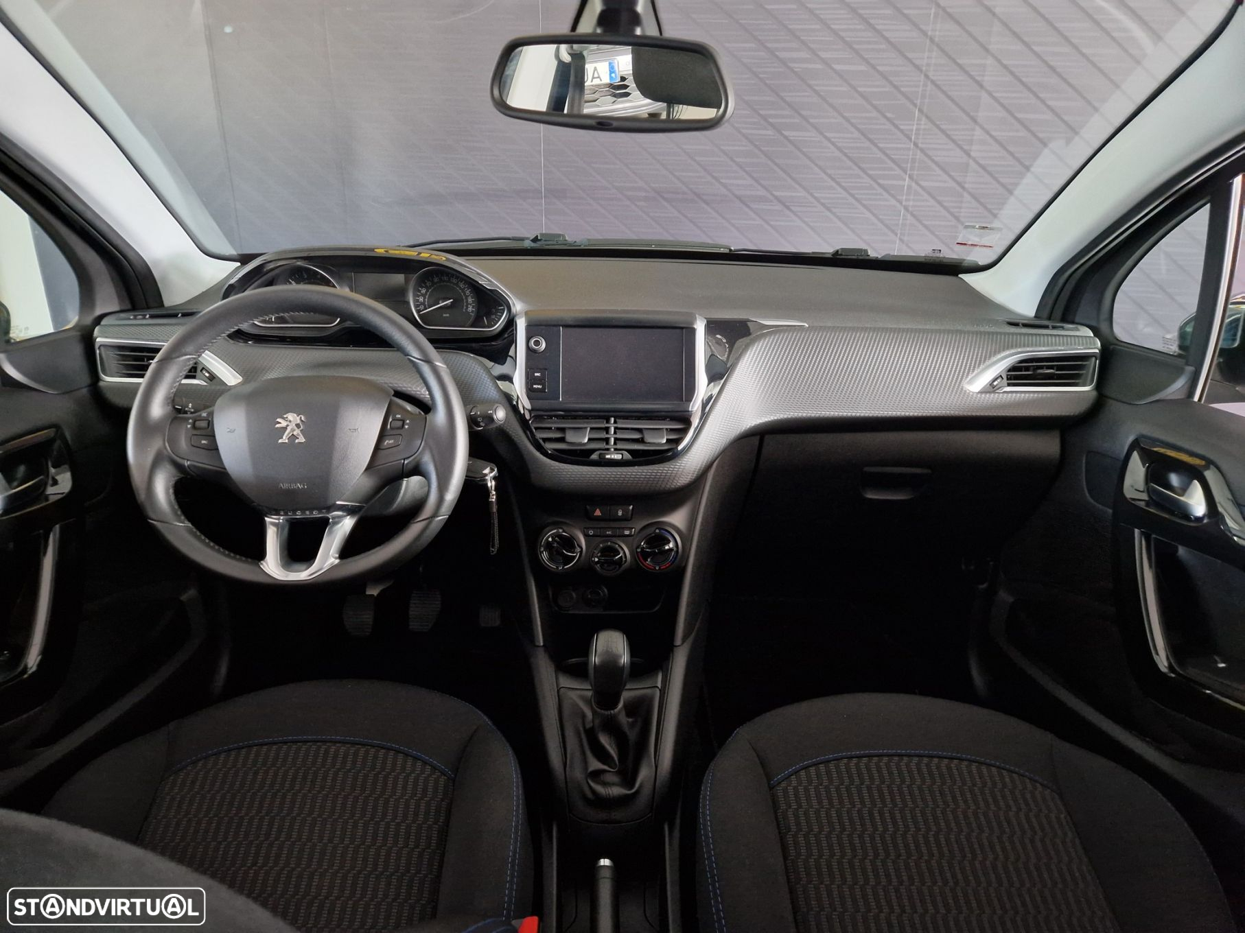 Peugeot 208 1.2 PureTech Style - 8