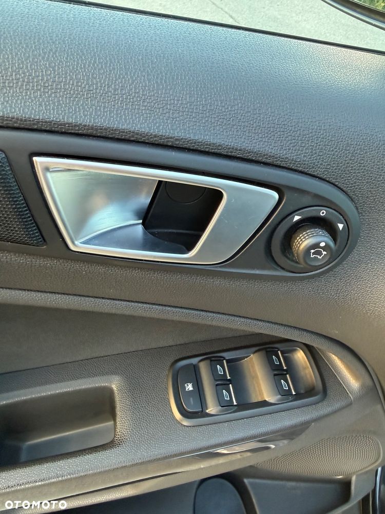 Ford EcoSport 1.0 EcoBoost S - 19