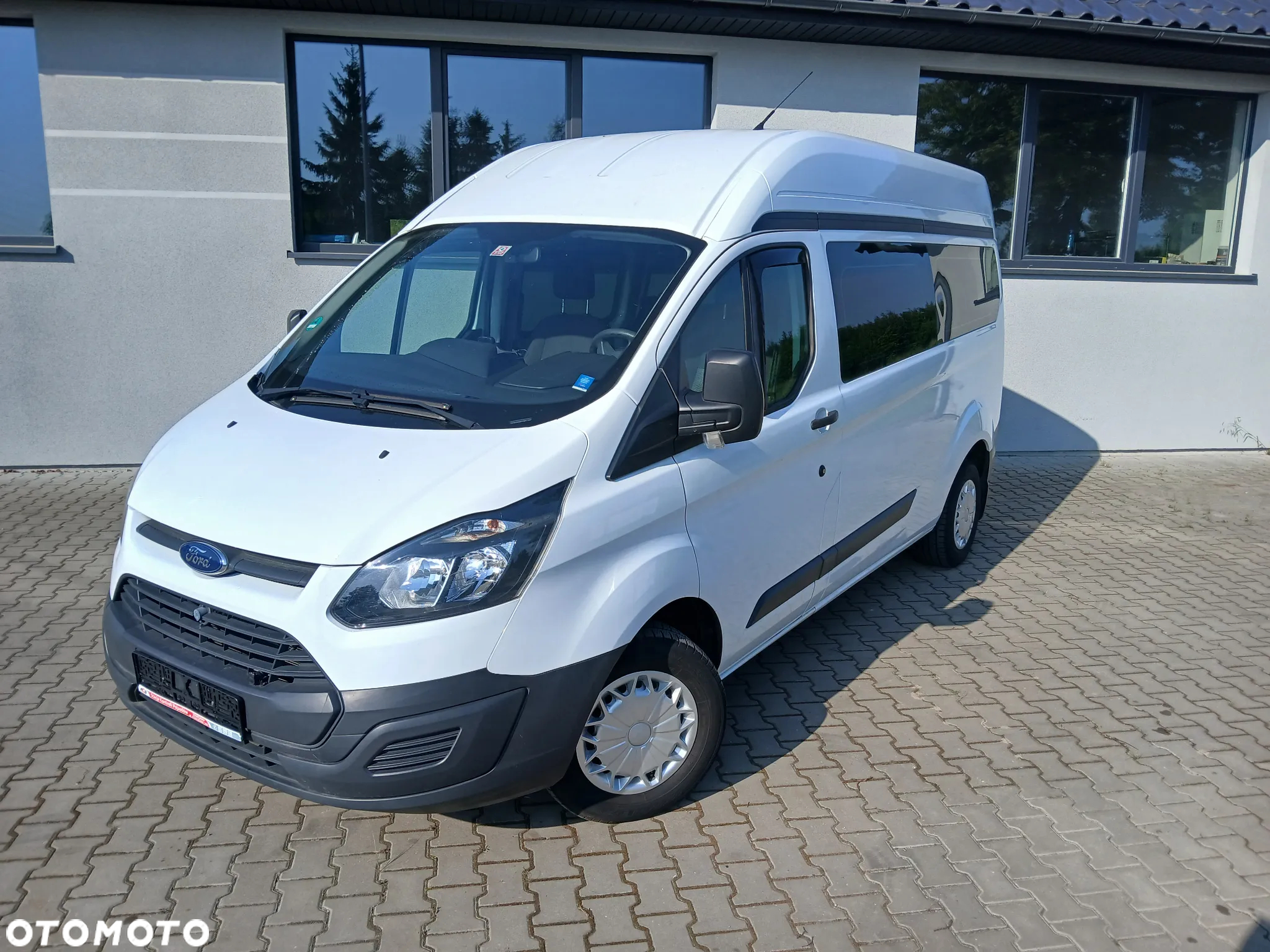 Ford Tourneo Custom 300 L2H1 VA Trend - 12