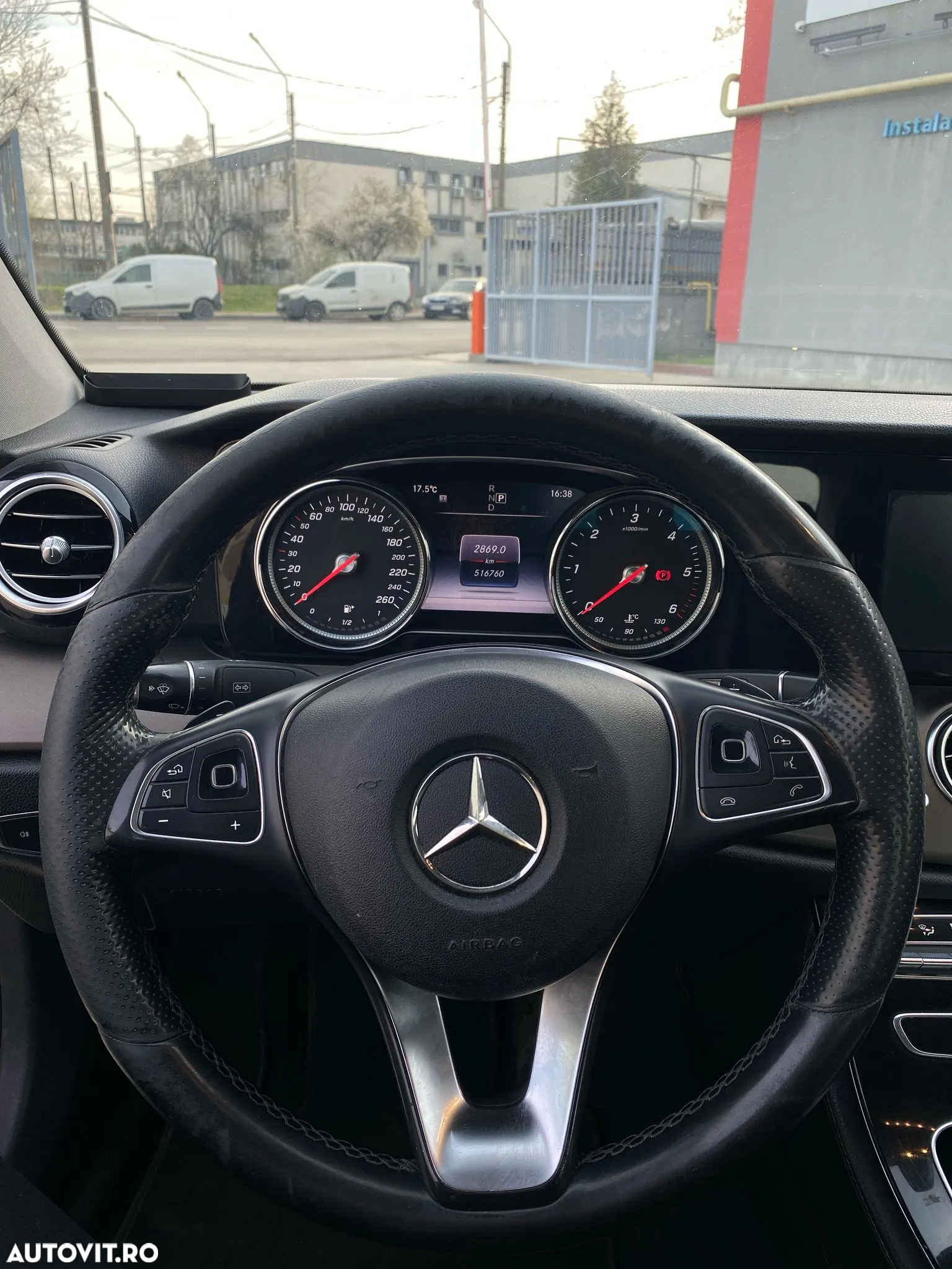 Mercedes-Benz E 200 d 9G-TRONIC Avantgarde - 5