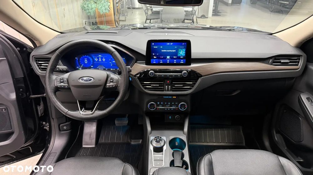 Ford Escape 2.0 EcoBoost AWD Titanium - 9