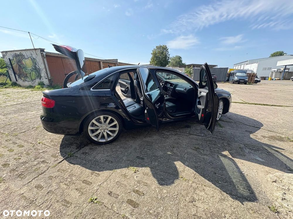 Audi A4 Limousine - 6