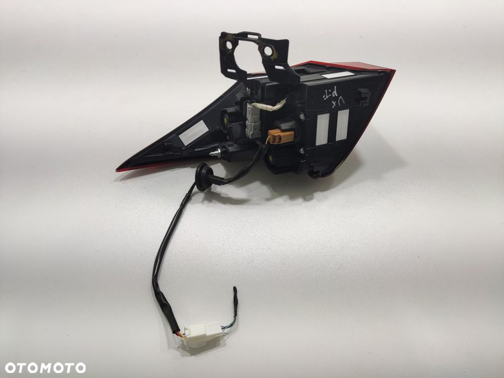 LAMPA PRAWA PRAWY TYŁ BŁOTNIKA LEXUS UX 2018-2021 EUROPA - 5