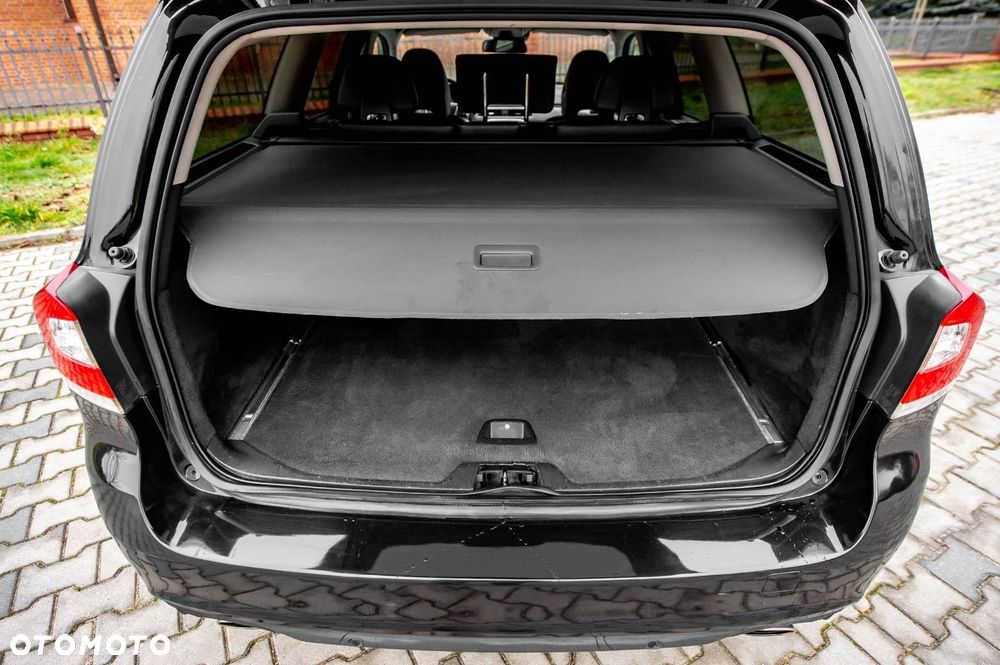 Volvo V70 T6 AWD Geartronic Momentum - 25