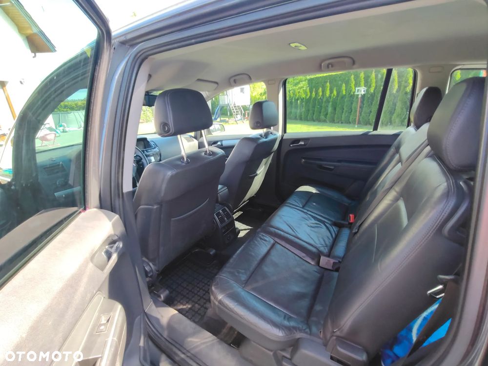 Opel Zafira 1.7 CDTI - 10