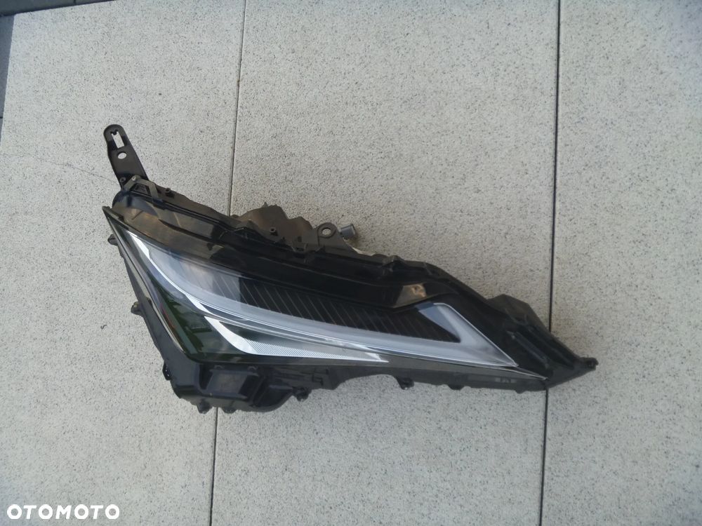 LEXUS UX LAMPA FULL LED PRAWA KOMPLETNA MODUŁ ORYGINAŁ - 2