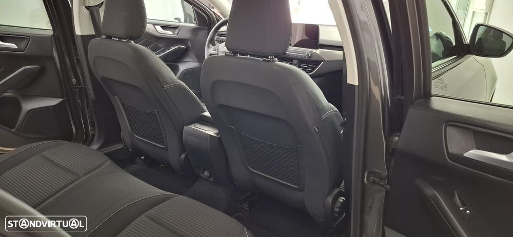 Ford Focus 1.5 TDCi ECOBlue Titanium - 23