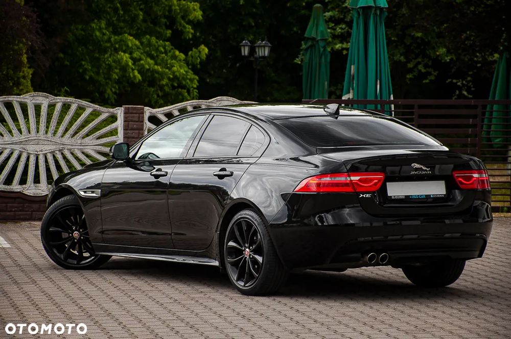 Jaguar XE - 36