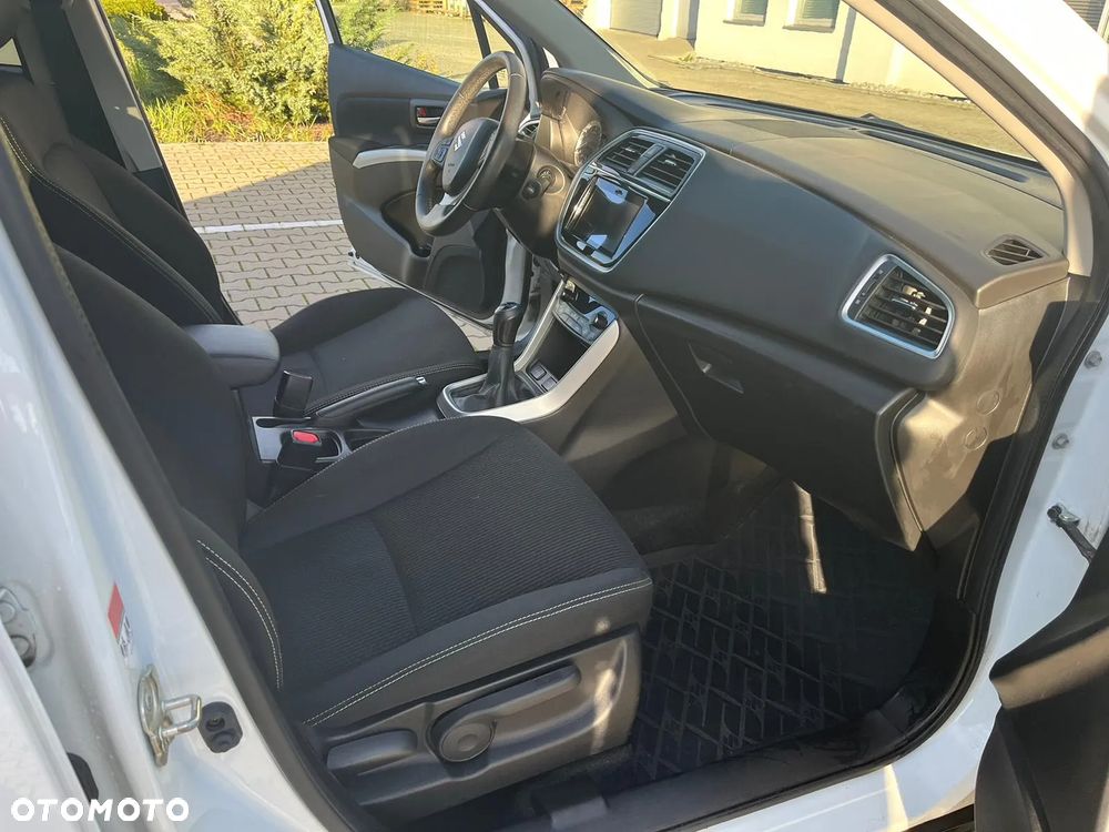 Suzuki SX4 S-Cross 1.0 T Comfort - 14